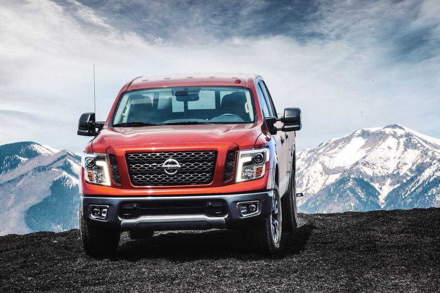 Nissan Titan sắp có thêm biến thể sử dụng động cơ V6 1