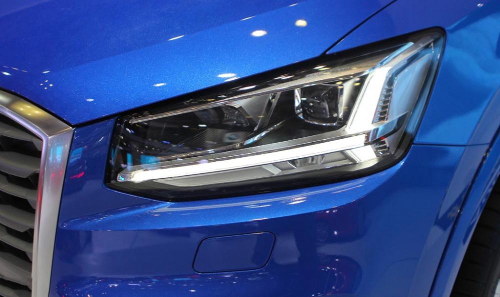 Ảnh chụp đèn xe Audi Q2 2018