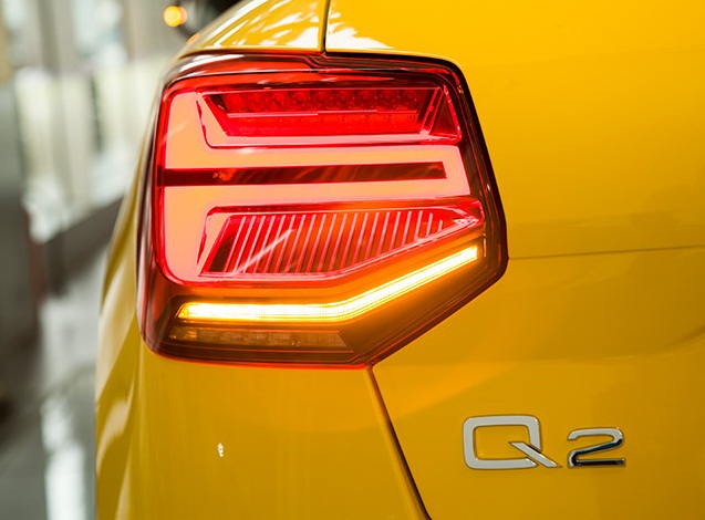Ảnh chụp đèn hậu xe Audi Q2 2018