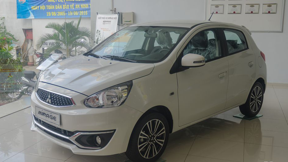 So sánh xe Hyundai Grand i10 2018 và Mitsubishi Mirage 2017: Giá rẻ hay an toàn? 3