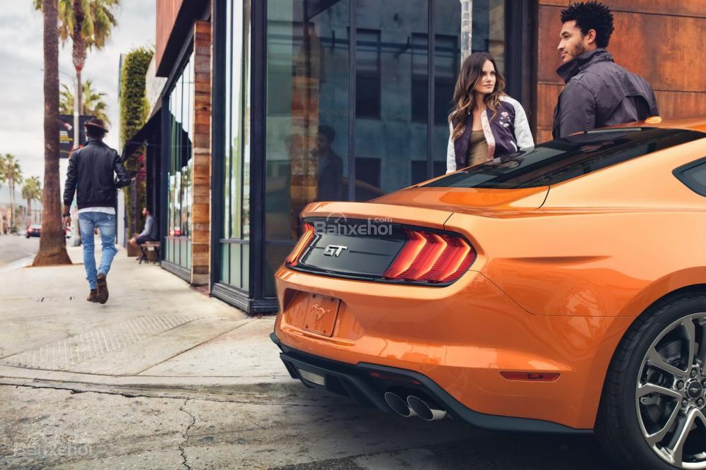 Đuôi xe Ford Mustang 2018