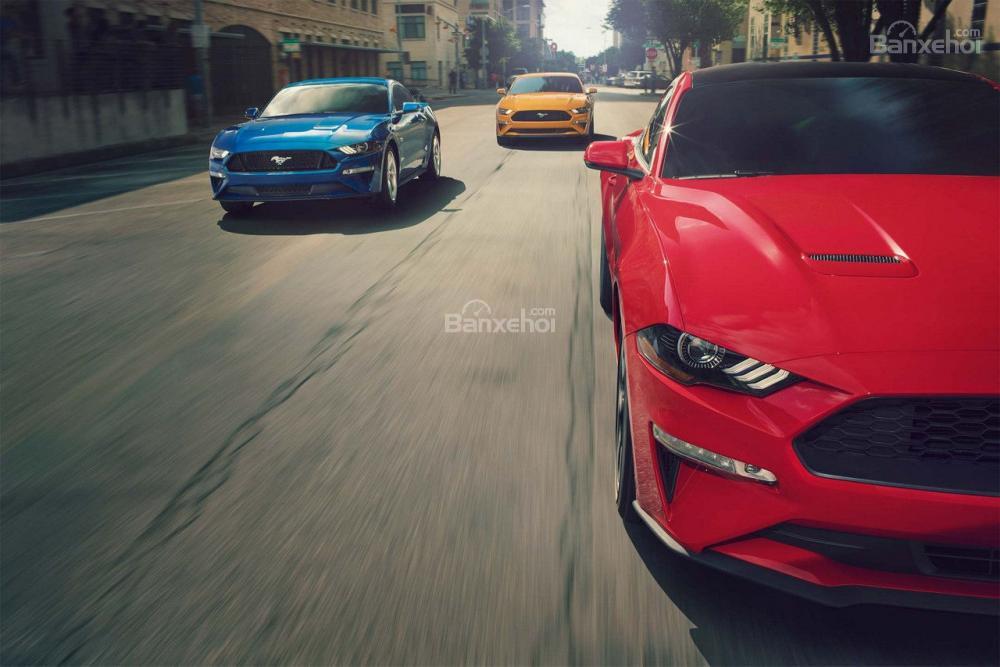 Đánh giá xe Ford Mustang 2018 về mức tiêu hao nhiên liệu/