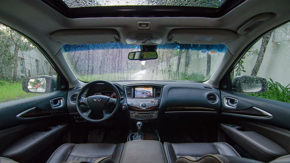 So sánh xe Infiniti QX60 2018 và Audi Q7 2018 về nội thất: Xe cổ điển và xe hiện đại So sánh xe Infiniti QX60 2018 và Audi Q7 2018 về nội thất: Xe cổ điển và xe hiện đại.