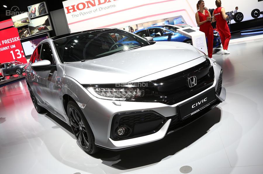 Honda Civic 2018 bản máy dầu có giá từ 623 triệu đồng tại Anh/
