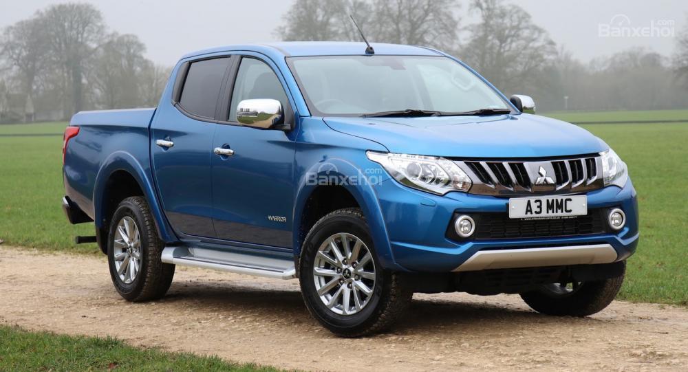 Mitsubishi Triton nâng cấp sức kéo lên 3,5 tấn.