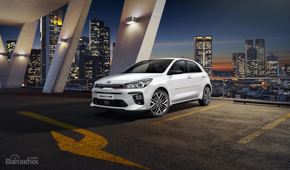 Kia Rio GT-Line 2018 sẽ ra mắt toàn công chúng tại triển lãm Geneva.