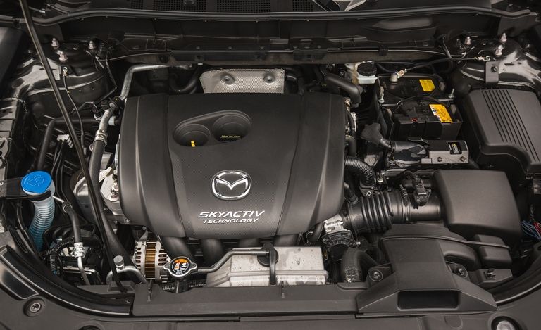 Đánh giá xe Mazda CX-5 2018: Động cơ.