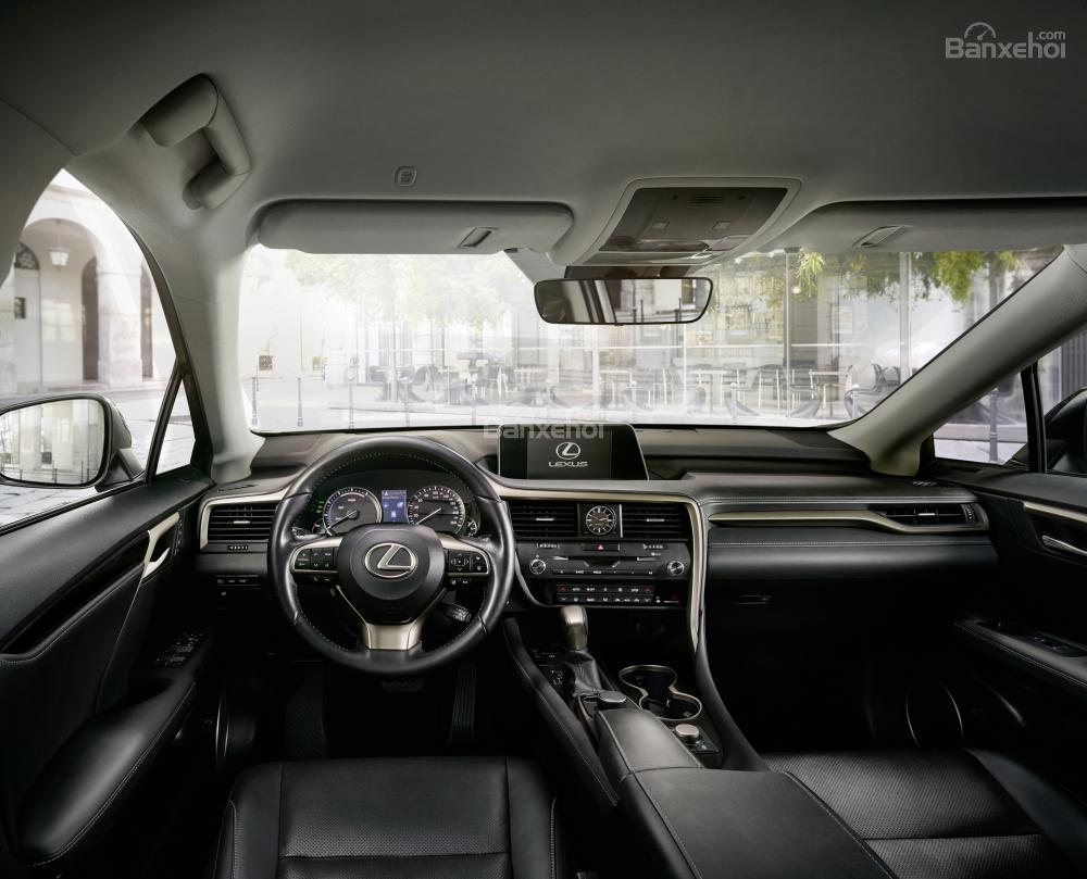 Lexus RX 450h Sport Edition 2018 sở hữu màn hình trung tâm 12,3 inch.