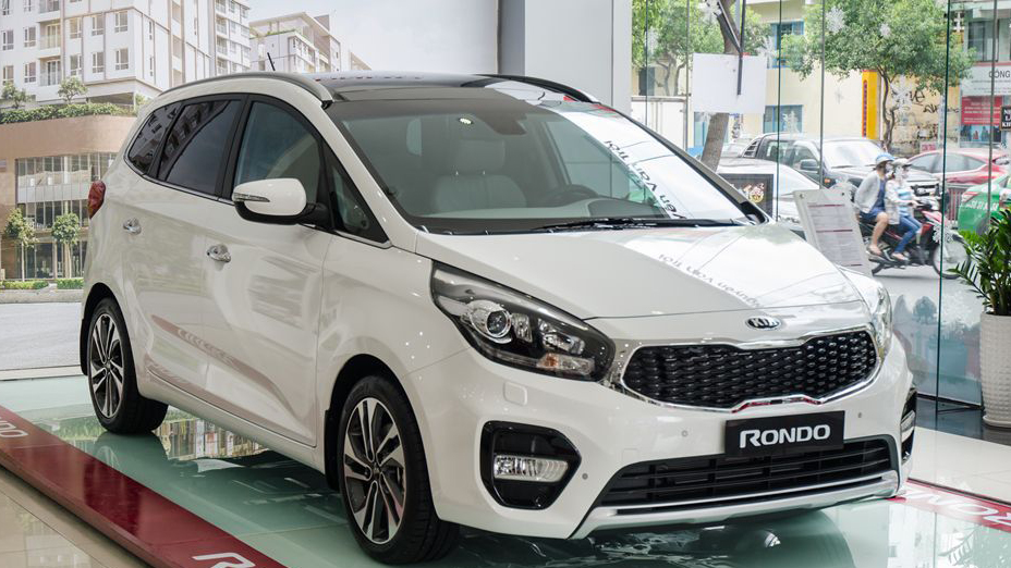 Suzuki Ertiga 2018 tiết kiệm hơn, Kia Rondo 2018 cá nhân hơn 3