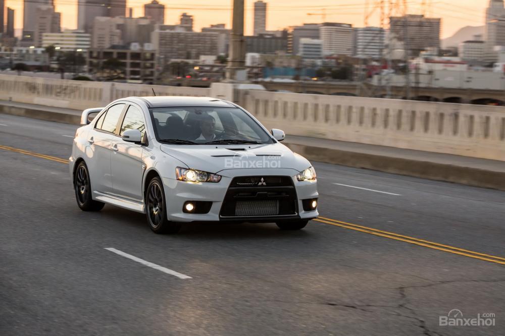 Mitsubishi Lancer Evolution có thể hồi sinh, mang thiết kế mới - 1