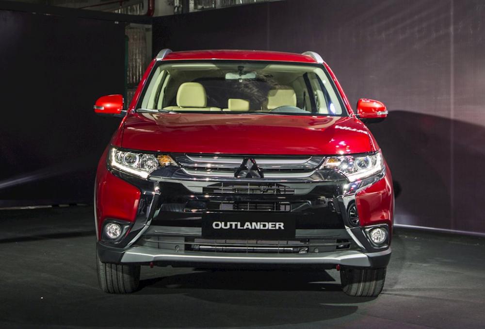 Mitsubishi Outlander (5)