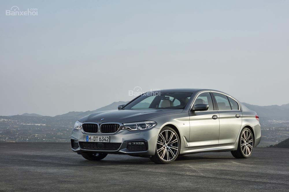 BMW 540i 2018.