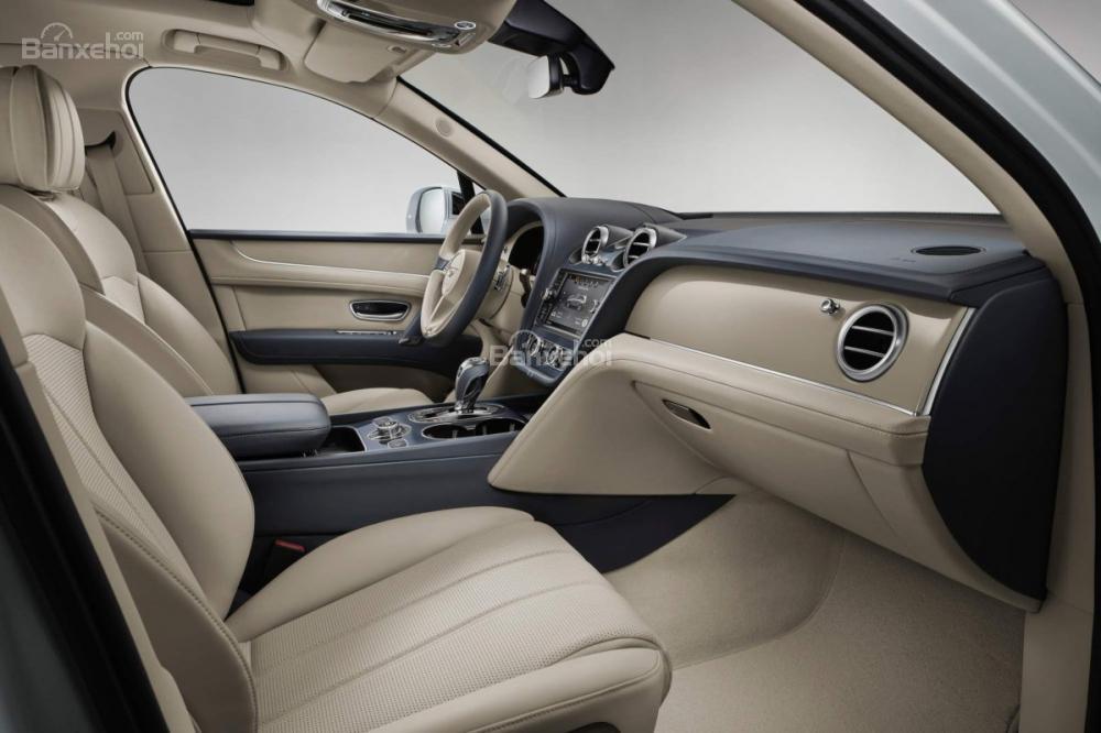 Thiết kế khoang nội thất Bentley Bentayga Hybrid 2019.