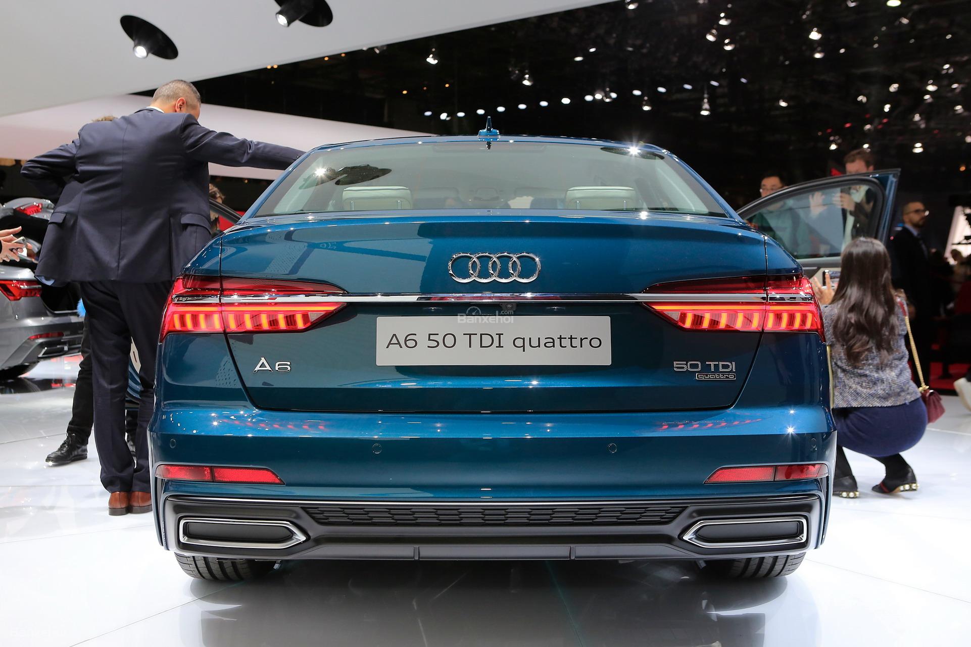 Đánh giá xe Audi A6 về thiết kế đuôi xe 1a