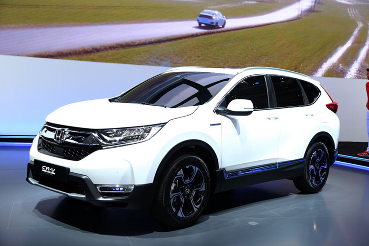 Honda CR-V hybrid 2018 trình làng tại Châu Âu với động cơ mới.