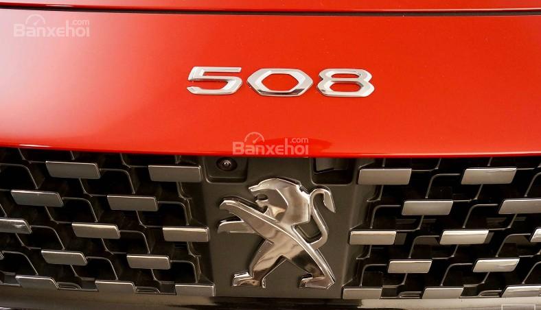 Đánh giá xe Peugeot 508 2019: Lưới tản nhiệt.