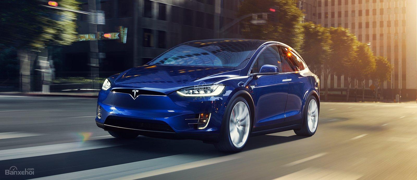 Tesla liên tiếp mất 2 giám đốc tài chính cao cấp 2