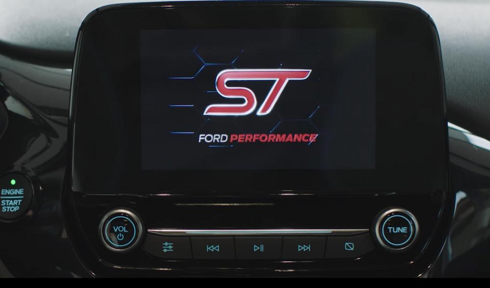 Ford Fiesta ST 2018 công bố thêm thông tin chi tiết, chuẩn bị bán ra vào cuối năm 9