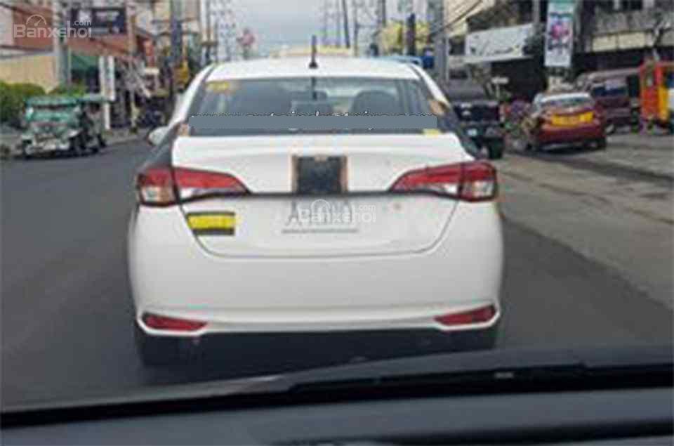 Toyota Vios thế hệ mới chạy thử trên đường phố Philippines - Ảnh 1.