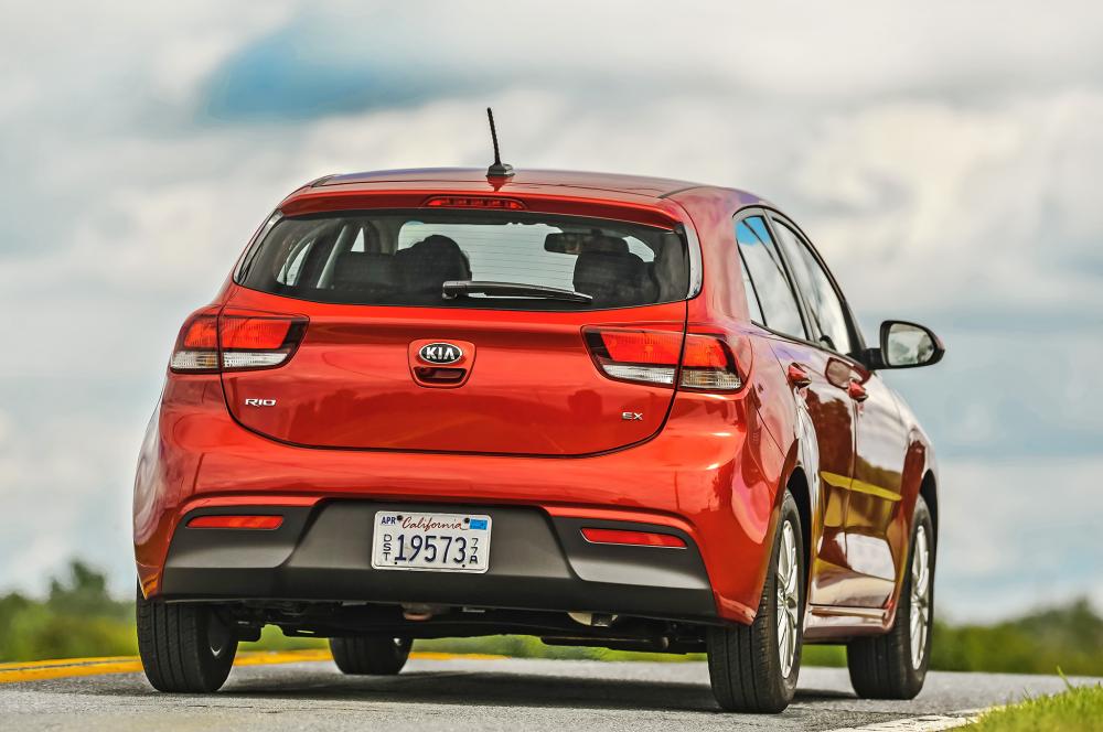 Ảnh chụp đuôi xe Kia Rio 2018