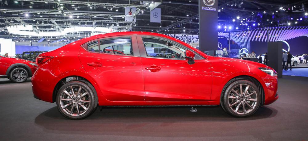 Mazda3 2018 bổ sung camera 360 độ tiêu chuẩn cho thị trường Thái a2