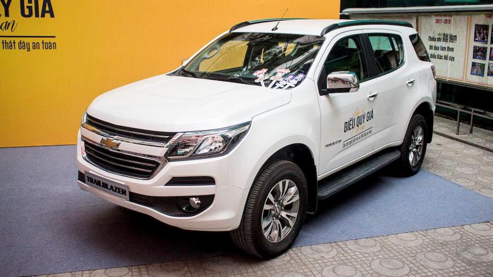 Chevrolet Trailblazer vừa xuất hiện tại Việt Nam, lộ thời gian mở bán a1