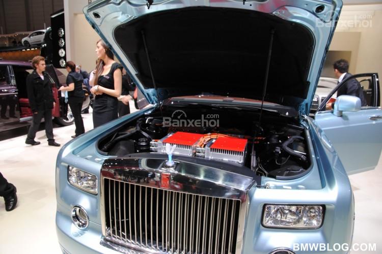 Rolls & Royce cân nhắc sản xuất ô tô chạy điện 1a