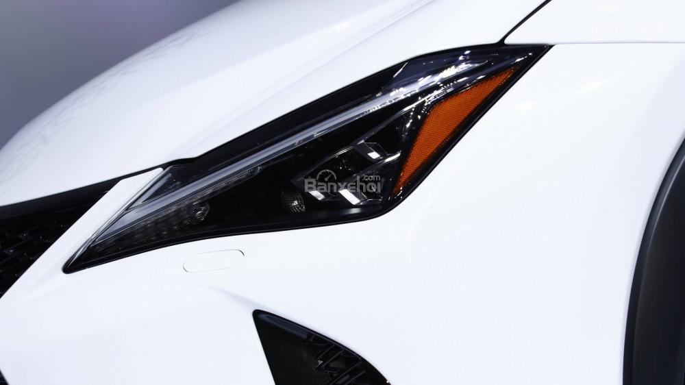 Đèn pha xe Lexus UX 2019 - 2020