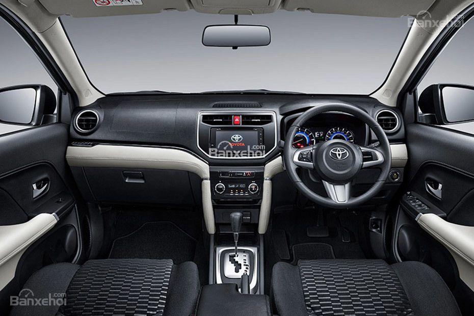 Trước khi nhập về Việt Nam, Toyota Rush có giá từ 400 triệu đồng tại Indonesia/