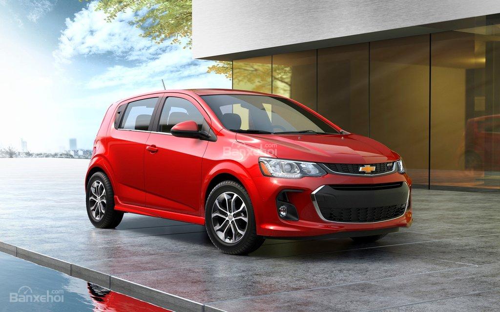 Kia Rio 2018 và Chevrolet Sonic 2018 2