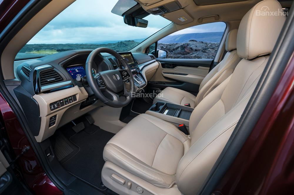 Honda Odyssey 2019 lên kệ với giá 707 triệu - 3