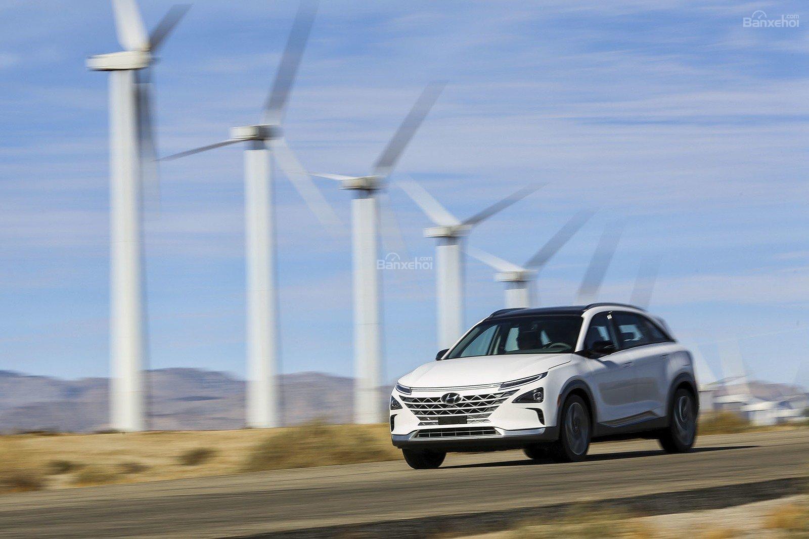 Đánh giá xe Hyundai Nexo 2019: Mẫu xe kế thừa xứng đáng của Tucson FCEV z