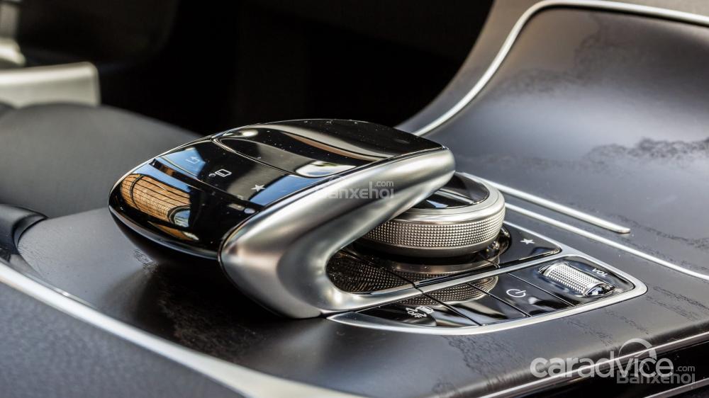 Chờ về Việt Nam, Mercedes-Benz GLC200 bản thấp nhất cập bến Úc, giá 1,06 tỷ 4 Chờ về Việt Nam, Mercedes-Benz GLC200 bản thấp nhất cập bến Úc, giá 1,06 tỷ a4