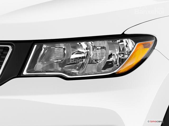 Đánh giá xe Jeep Compass 2018: Đèn trước HID z