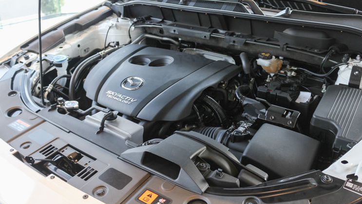 Mazda CX-5 có sức mạnh vượt trội so với Mitsubishi Outlander Mazda CX-5 có sức mạnh vượt trội so với Mitsubishi Outlander.