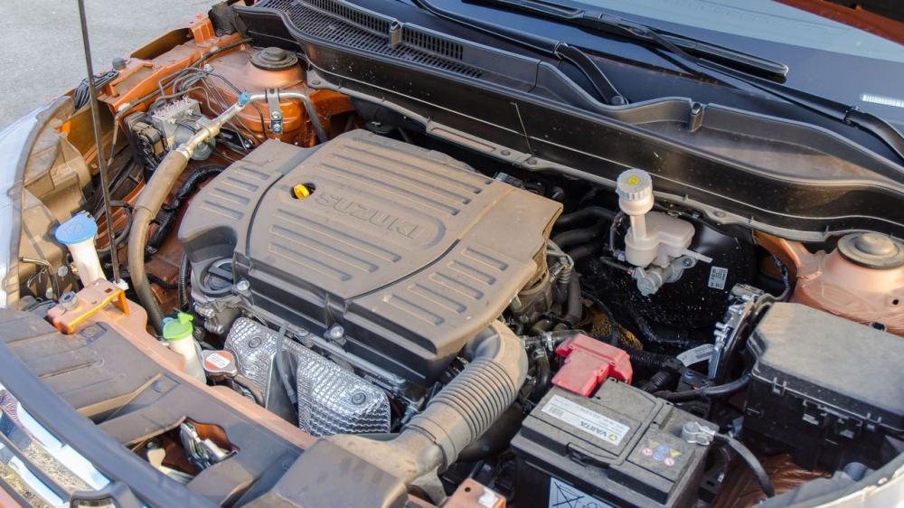 Suzuki Vitara hoàn toàn lép vế trước Ford Ecosport về khả năng vận hành Suzuki Vitara hoàn toàn lép vế trước Ford Ecosport về khả năng vận hành.