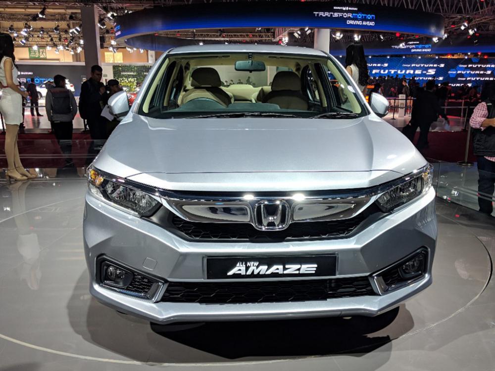Honda Amaze 2018 - Đối thủ Hyundai Grand i10 chốt giá chỉ từ 180 triệu đồng a3
