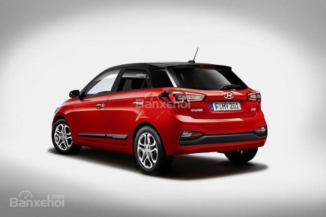 Đánh giá xe Hyundai i20 2019: Đuôi xe.