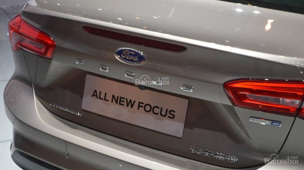 Ford Focus 2019 bắt đầu mở bán tại Đức với giá từ 502 triệu đồng - Ảnh 4.