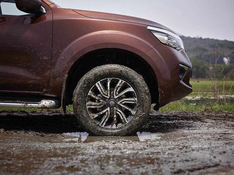 Nissan Terra chính thức ra mắt tại Philippines 16 Nissan Terra chính thức ra mắt tại Philippines 16.