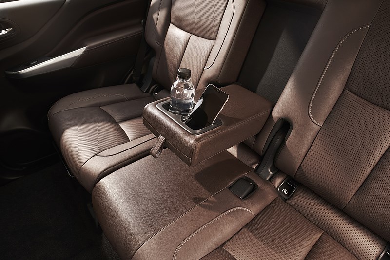 Nissan Terra chính thức ra mắt tại Philippines 11 Nissan Terra chính thức ra mắt tại Philippines 11.