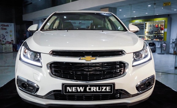 Tháng 6/2018, Chevrolet Cruze giảm giá 50 triệu đồng...