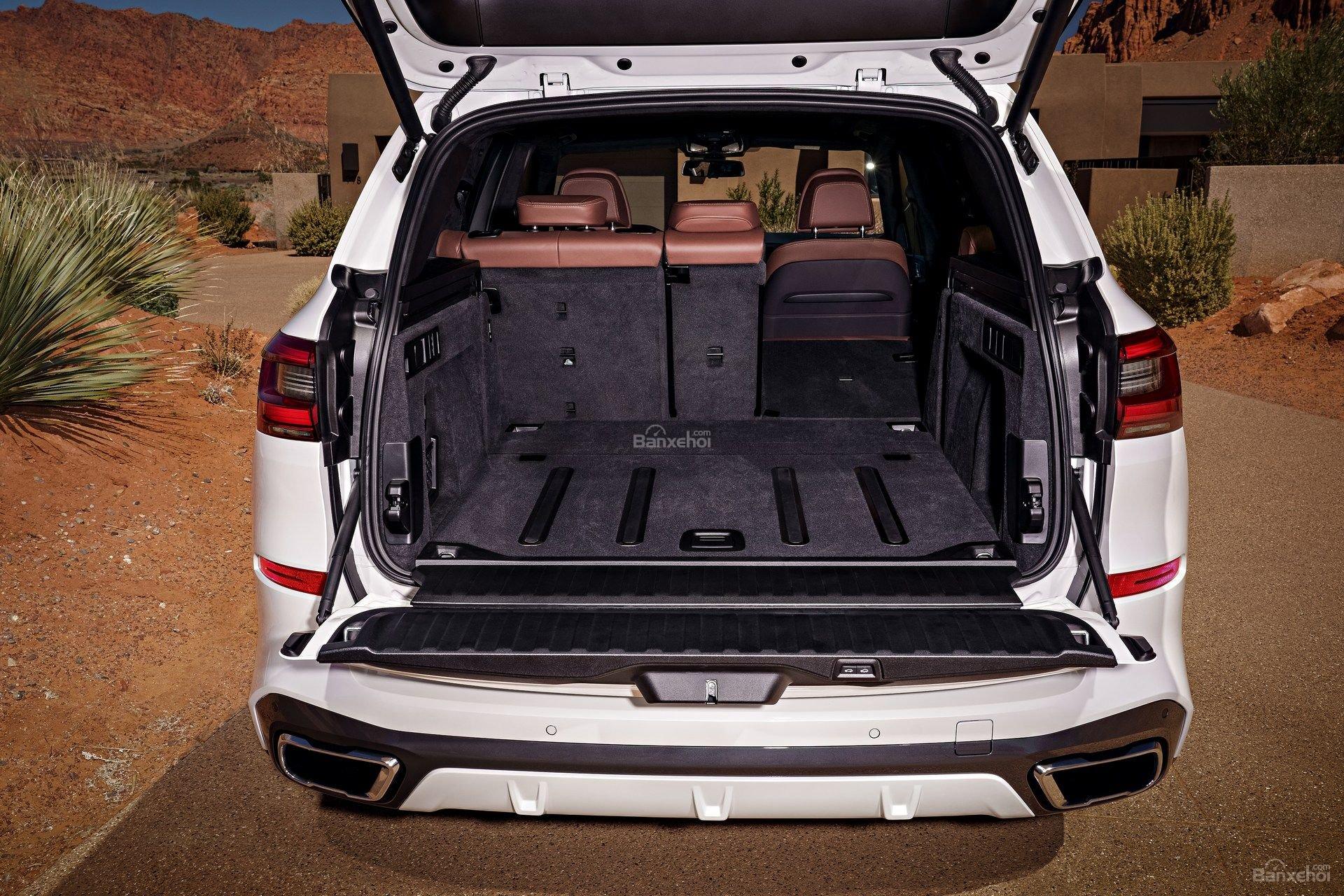 Đánh giá xe BMW X5 2019: Khoang hành lý có thể tích tối đa 1.860 lít z