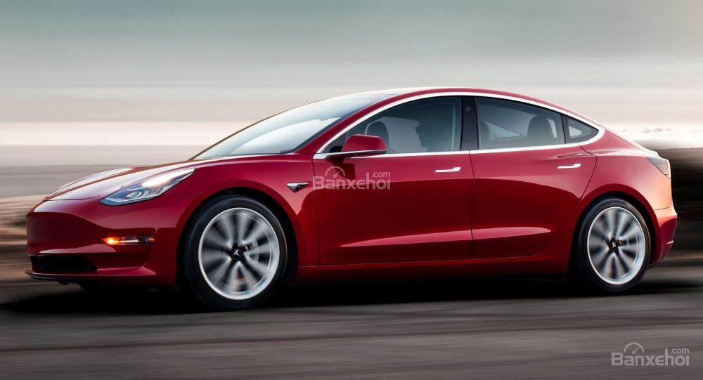 Tesla Model 3 giá rẻ cuối cùng sẽ có mặt trên thị trường vào đầu năm 2019 - 1