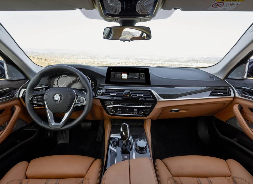 Tóm gọn "hàng hiếm" BMW 5-Series thế hệ mới lăn bánh tại Hà Nội a3