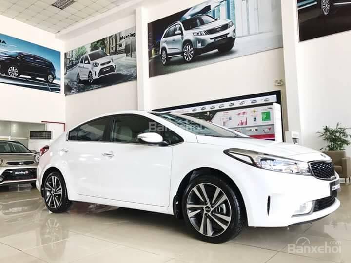 Kia Cerato SMT 2018 dùng động cơ xăng 1.6L Gamma tương tự các phiên bản khác..