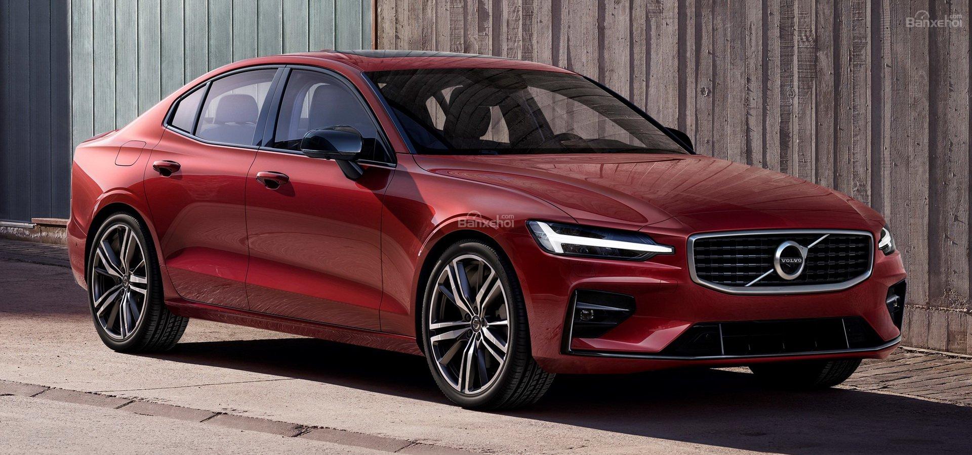 So sánh Volvo S60 2019 thế hệ mới và cũ về thiết kế đầu xe 1 z