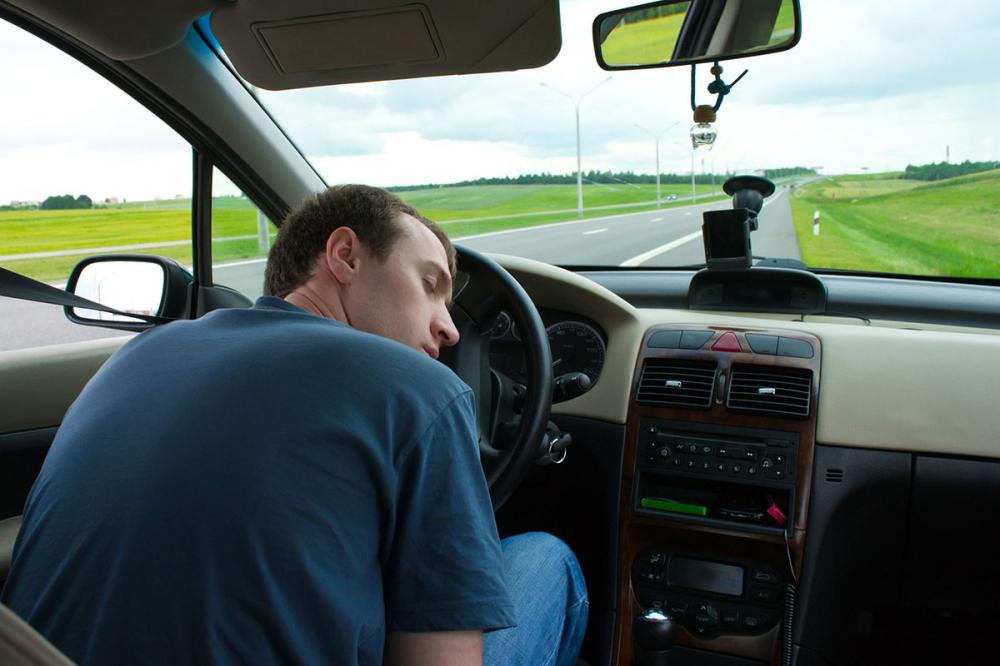 Mẹo chống cơn buồn ngủ khi lái xe ô tô cực kỳ hữu hiệu 7.