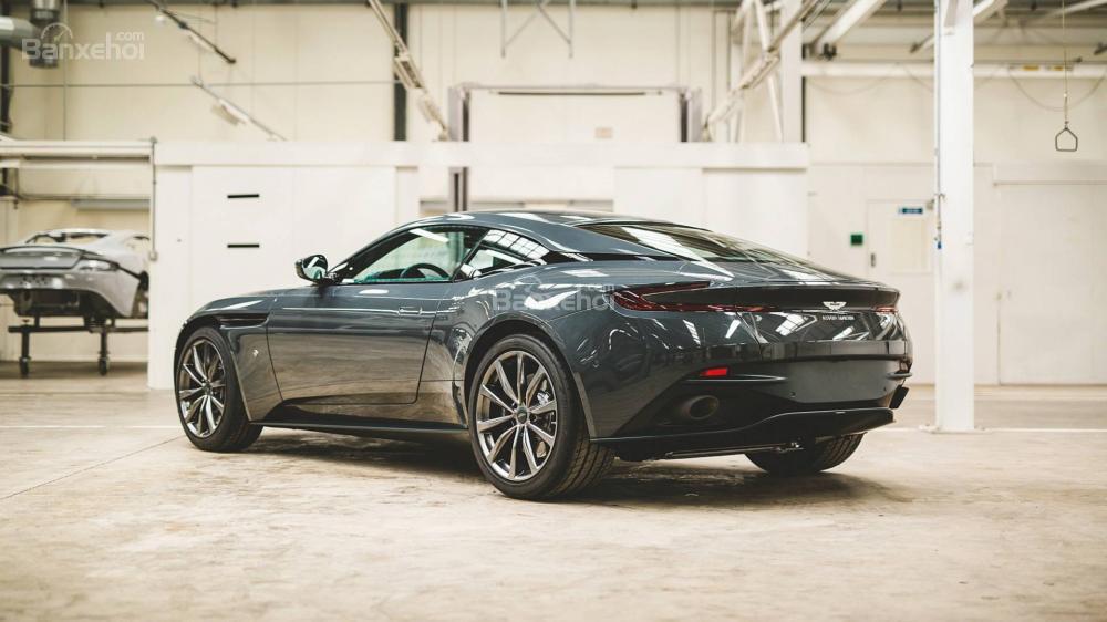 Aston Martin DB11 có 2 phiên bản đặc biệt cực đỉnh - 4