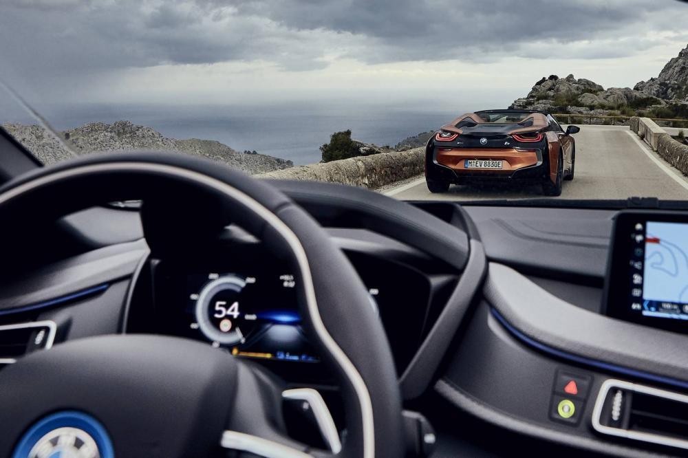 Giá BMW i8 2019 mới nhất hiện nay 11 Giá BMW i8 2019 mới nhất hiện nay a11